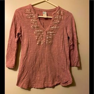 💗💕💗 Cute pink detailed small top